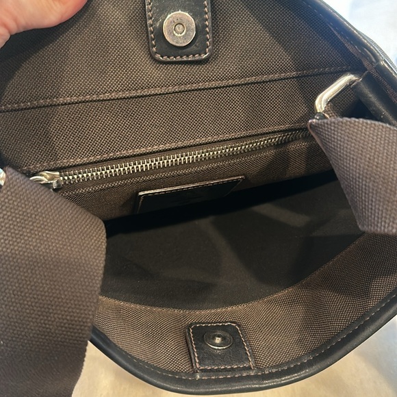 PRADA Authentic tessuto crossbody purse ❤️ - Picture 7 of 10